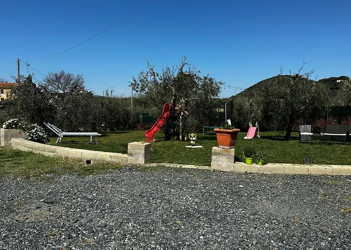 Casa Il Gallo * Castellina Marittima